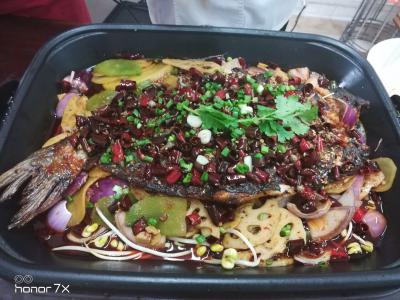 萬州烤魚技術培訓哪里好？飄味緣特制烤箱秘方燉煮